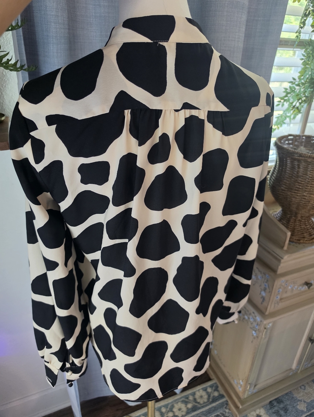 Ann Taylor Blouse - Picture 4 of 5